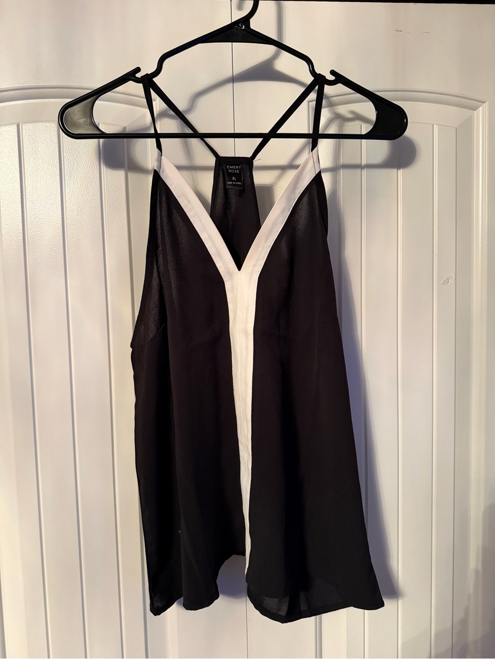 Black & White V-Neck Spaghetti Strap Women's Top